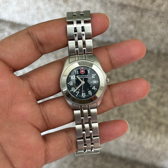 Victorinox Silver and Black Swiss Army women’s watch - Picture 5 of 13